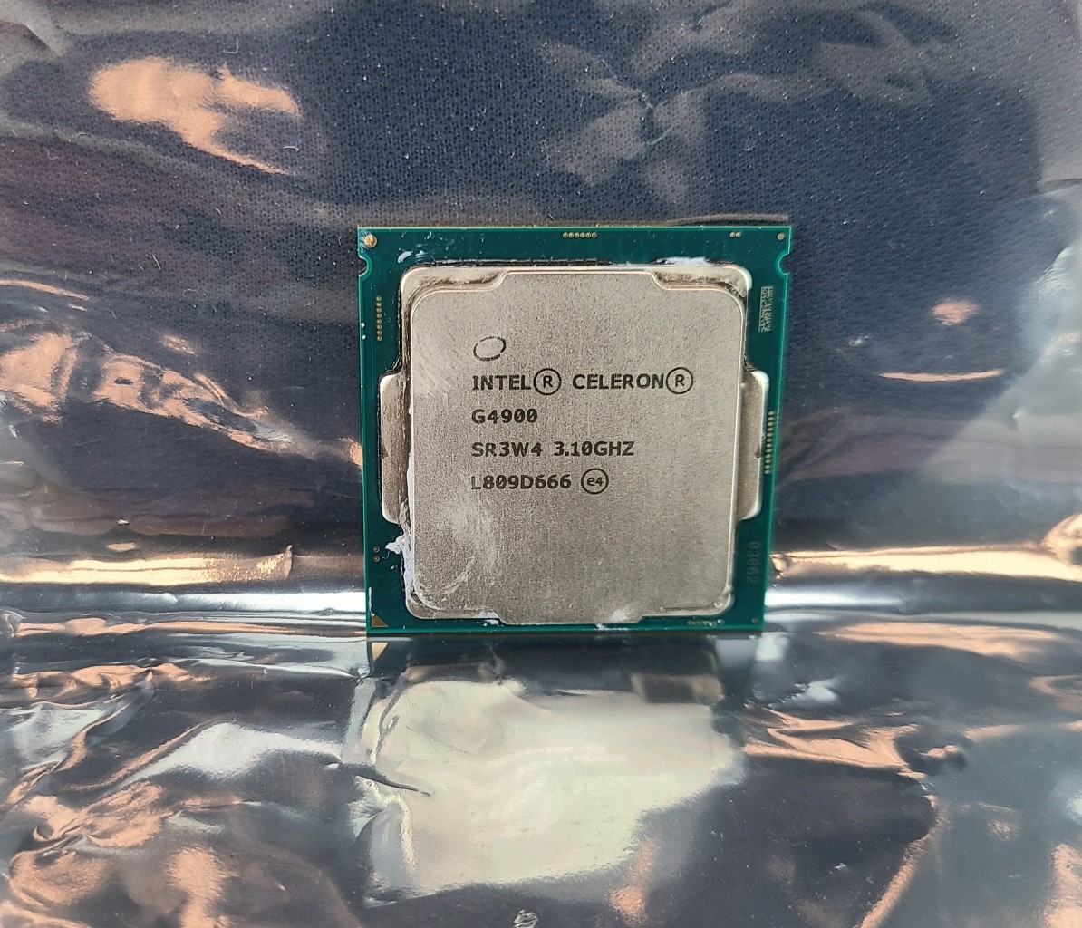 Intel Celeron G4900  3.1 Ghz FCLGA1151 Dual Core CPU Processor SR3W4